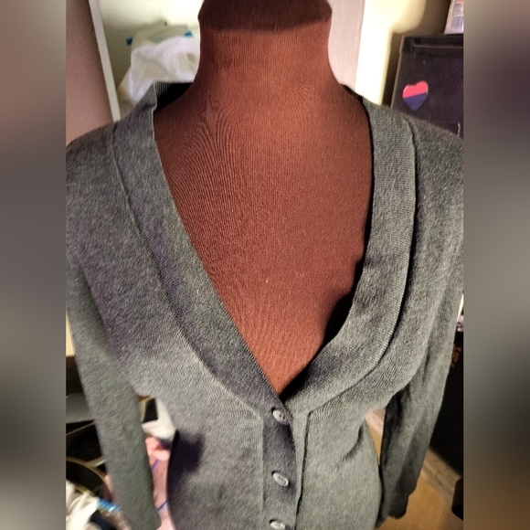 NWOT BLK // LT Button Up Cardigan - Picture 7 of 8